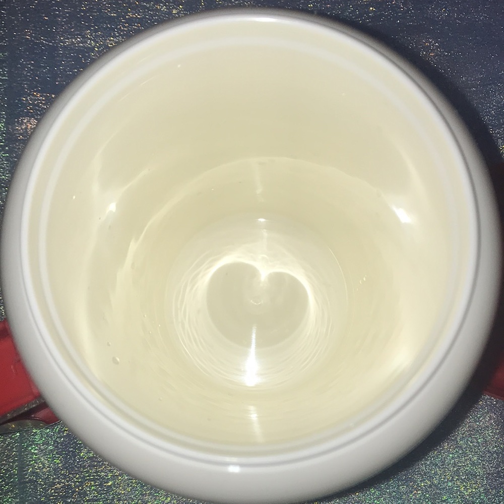 3/$50 Vintage Walt Disney World Magic Kingdom 34oz Insulated Travel Mug - Picture 7 of 8